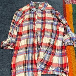 Long sleeve women’s plaid shirt super soft size medium